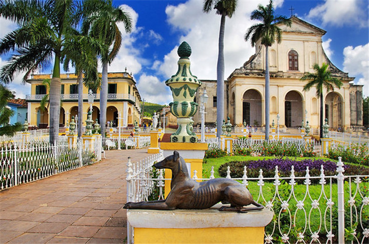 cuba-trinidad-plaza-mayor