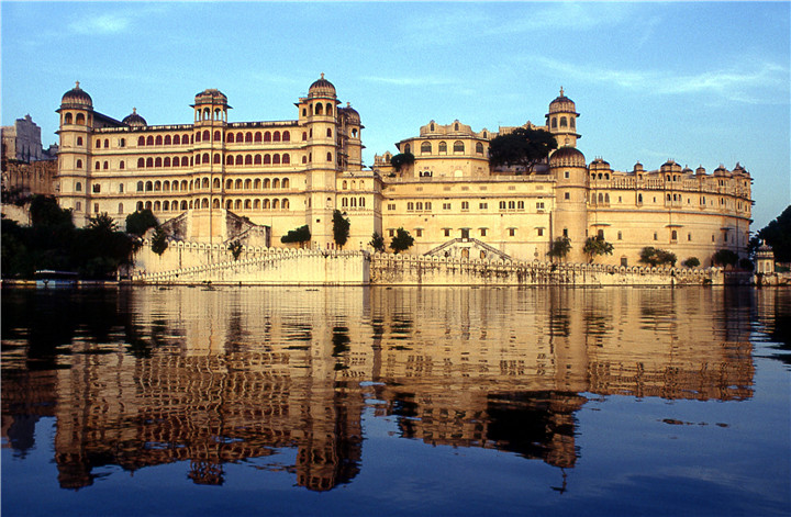 city-palace-udaipur