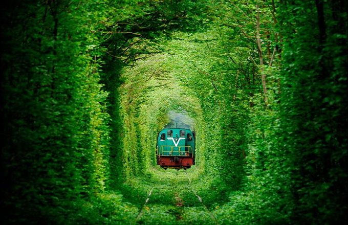 Tunnel-of-Love