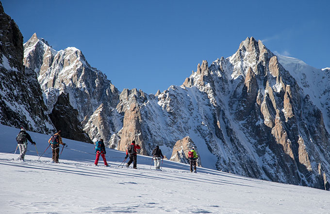 Glacier-hiking