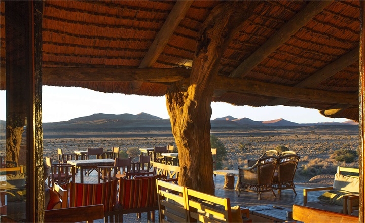 large_focal_2403-kulala-desert-lodge