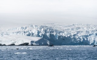 james-eades-OaE3fEUzGIc-unsplash_副本